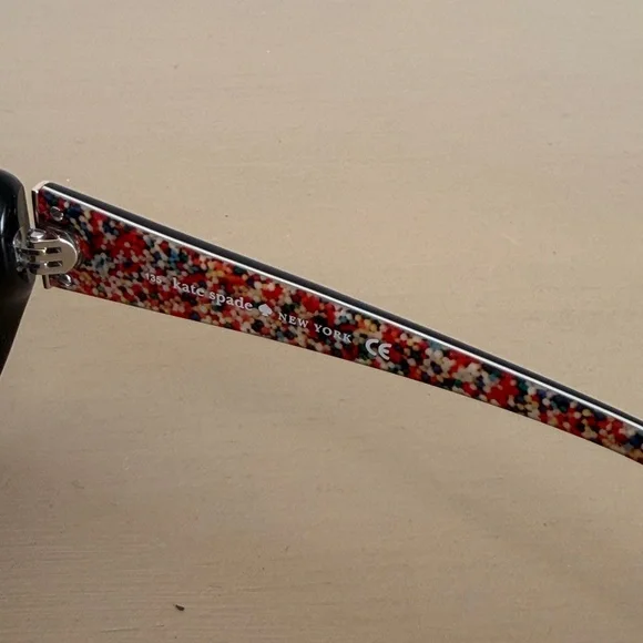 Kate Spade Elegant Black reading  Sunglasses - Picture 3 of 5